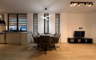 The Class Villas 1 – Vilă modernă de închiriat în Tunari - Poză 4