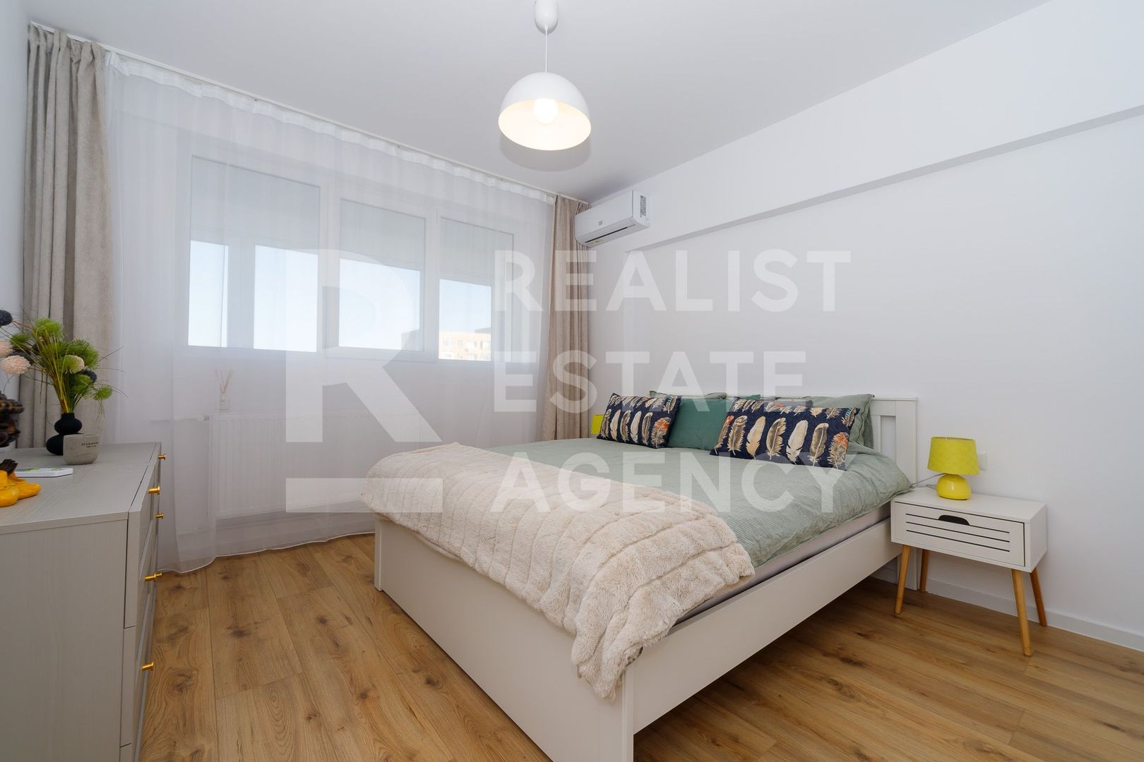 Vânzare, apartament, 3 camere, zona Drumul Taberei - Poză 9