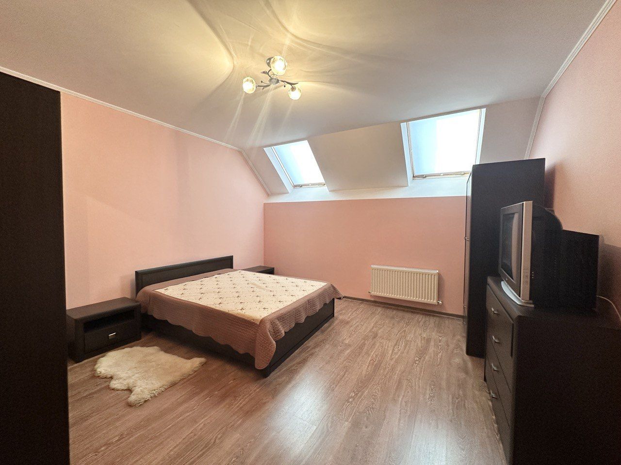 Vând Apartament cu 4 camere100 м². Poșta Veche. - Poză 16