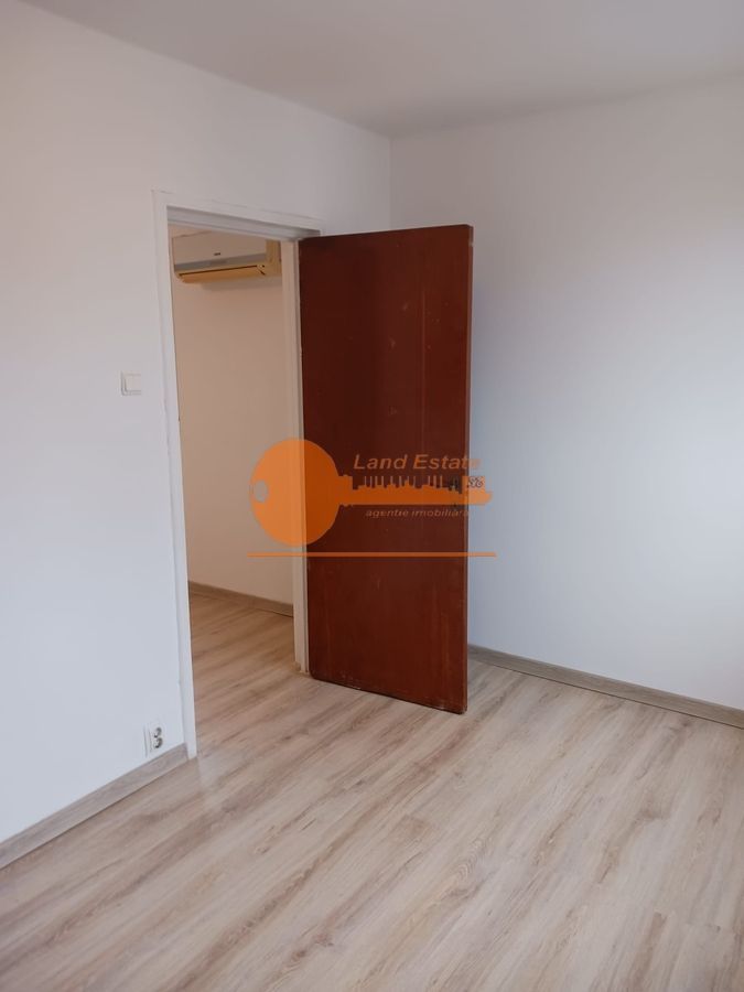 Apartament 2 camere 100 m Metrou Parc Drumul Taberei  Piața Moghioroș - Poză 5