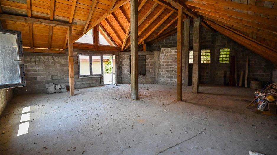 Oportunitate rezidential/investitional in Centrul Istoric Medieval al Brasovului - Poză 2