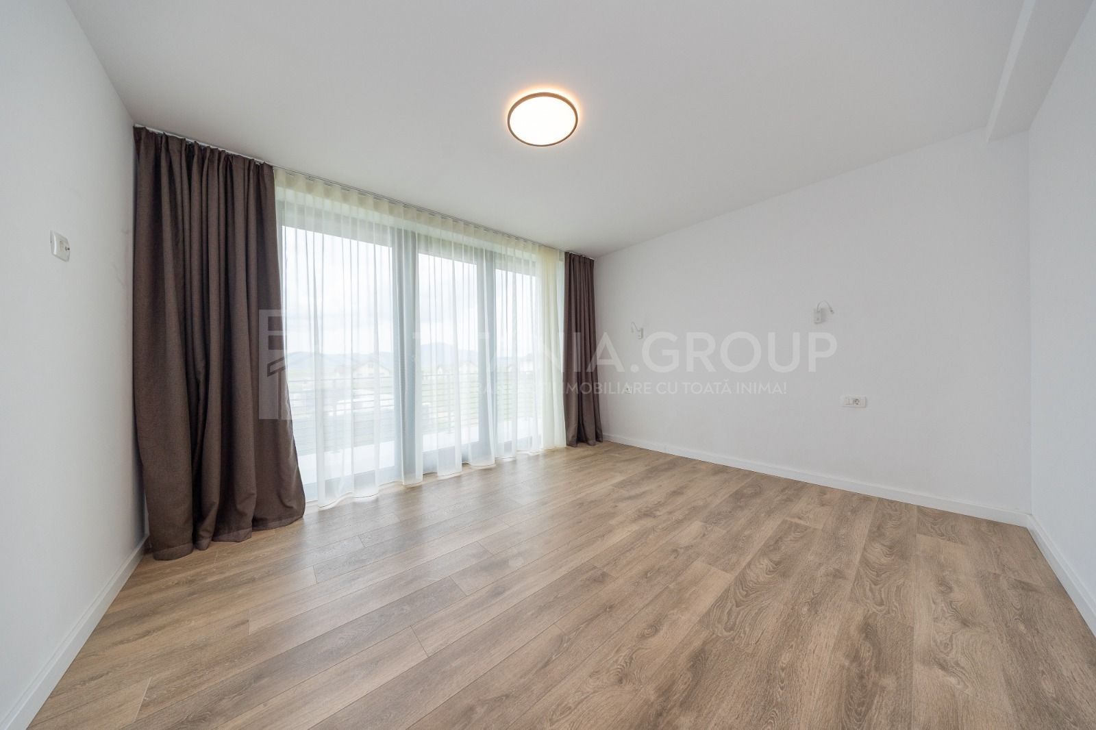 Casa individuala 4 camere, teren de 596 mp, partial mobilata, Cristian - Poză 15