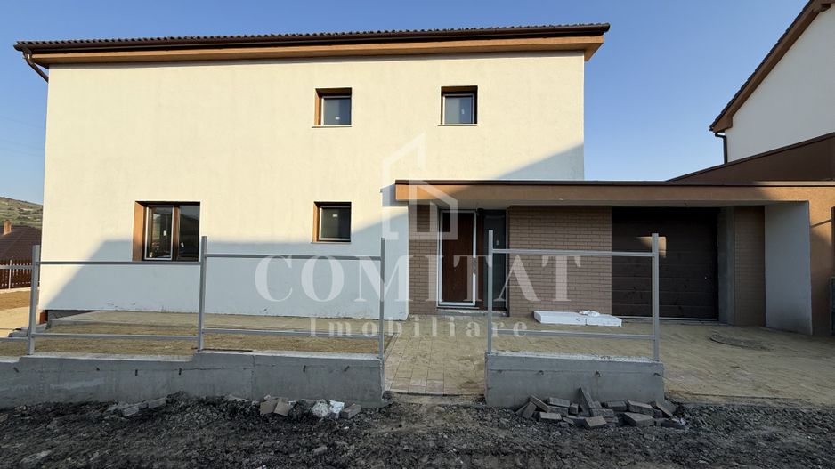 Case cu garaj Chinteni zona străzii Ana Aslan - Poză 4