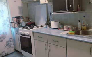 BRASADAS vinde ap 2 cam etaj 3/4 in Carpați II, Satu Mare. - Poză 4