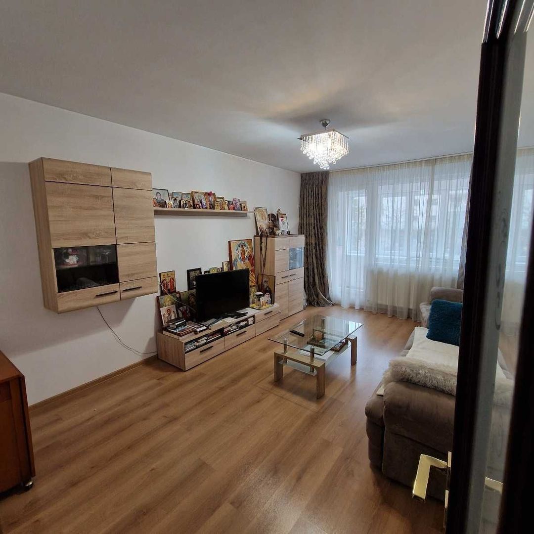 Apartament 3 camere | 70 mp | 1,5 min metrou | Mobilat,utila | Renovat - Poză 5