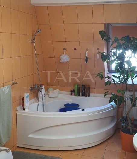 Apartament cu 3 camere mobilat și utilat – aproape de Cluj - Poză 6