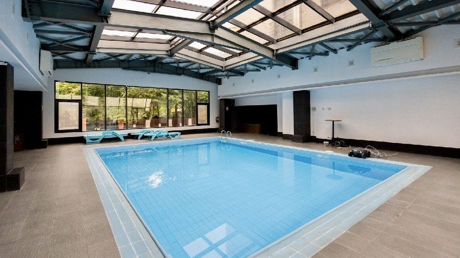 Apartament 3 camere, zona Erou Iancu Nicolae, complex cu piscina - Poză 1