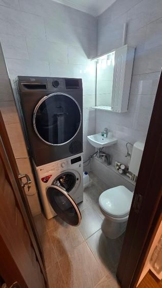 Apartament 3 camere - 2bai Eroii Revolutiei metrou - Parcare inclusa - Poză 11