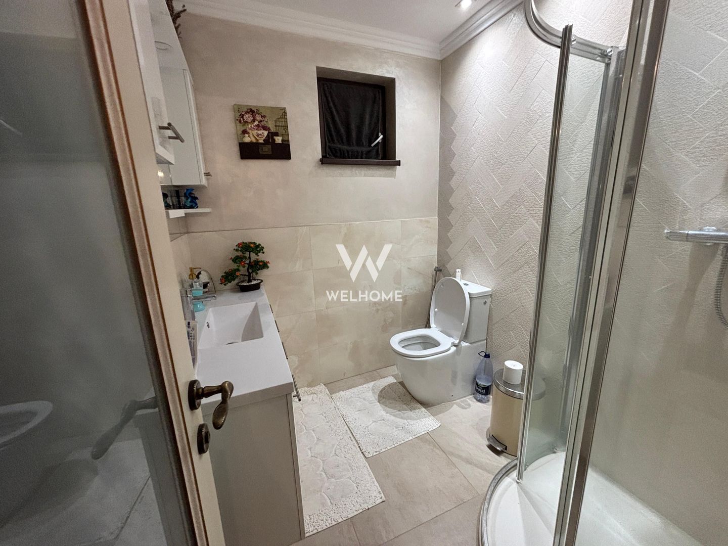 Casă amenajată de designer, garaj și pod locuibil - Șelimbăr - Poză 23