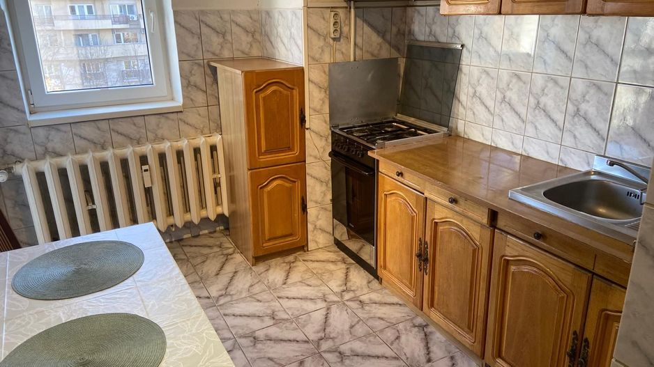 Închiriere apartament 3 camere, decomandat, zona Traian-Unirii - Poză 1