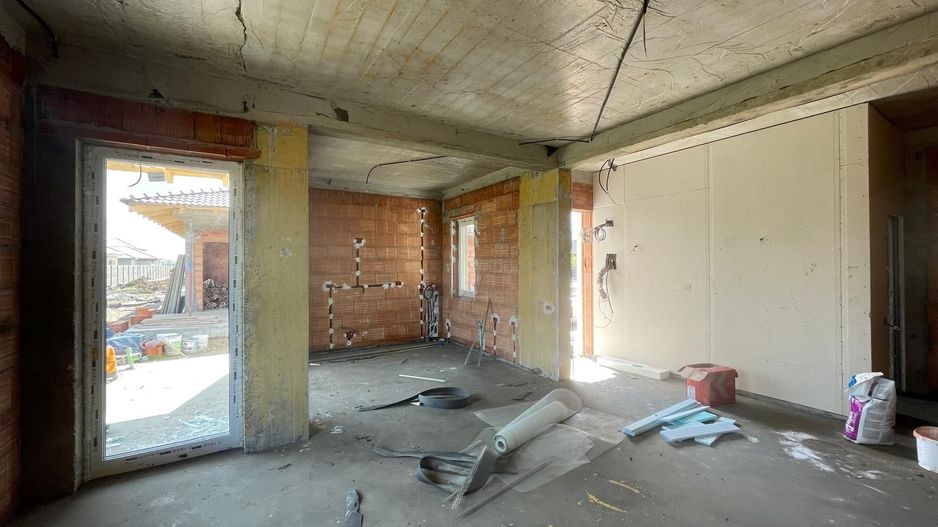 Duplex pe parter - 3 camere - zona Valery - 145.000€ - Poză 2