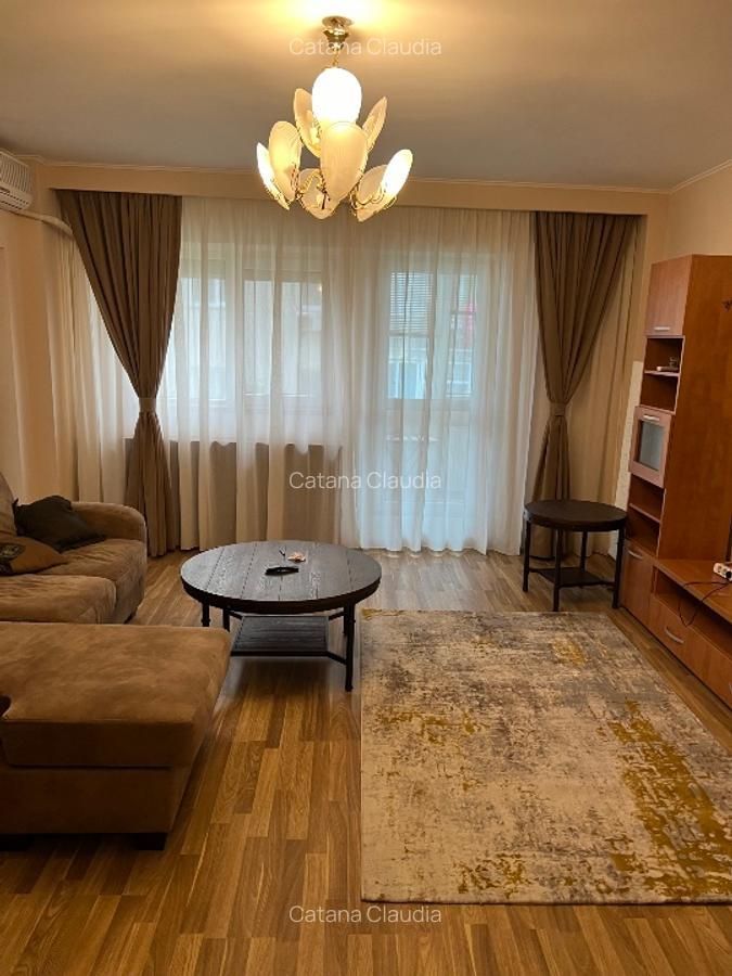 Apartament 3 camere Unirii - Poză 1