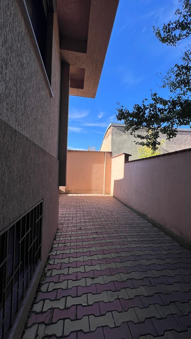 3 camere | curte proprie | 2 parcari subterane incluse - Poză 15