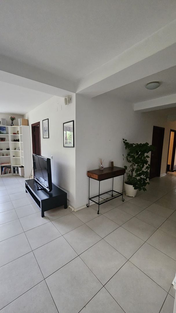 Vila 8 camere Dascalu - Poză 15