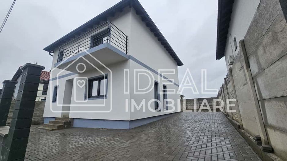 Casa Individuala cu 4 camere si 270 mp de curte, în Cristian - Poză 2