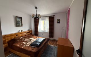 3 decomandate, et 2/4, 1 Mai - 140 000 Euro - Poză 8