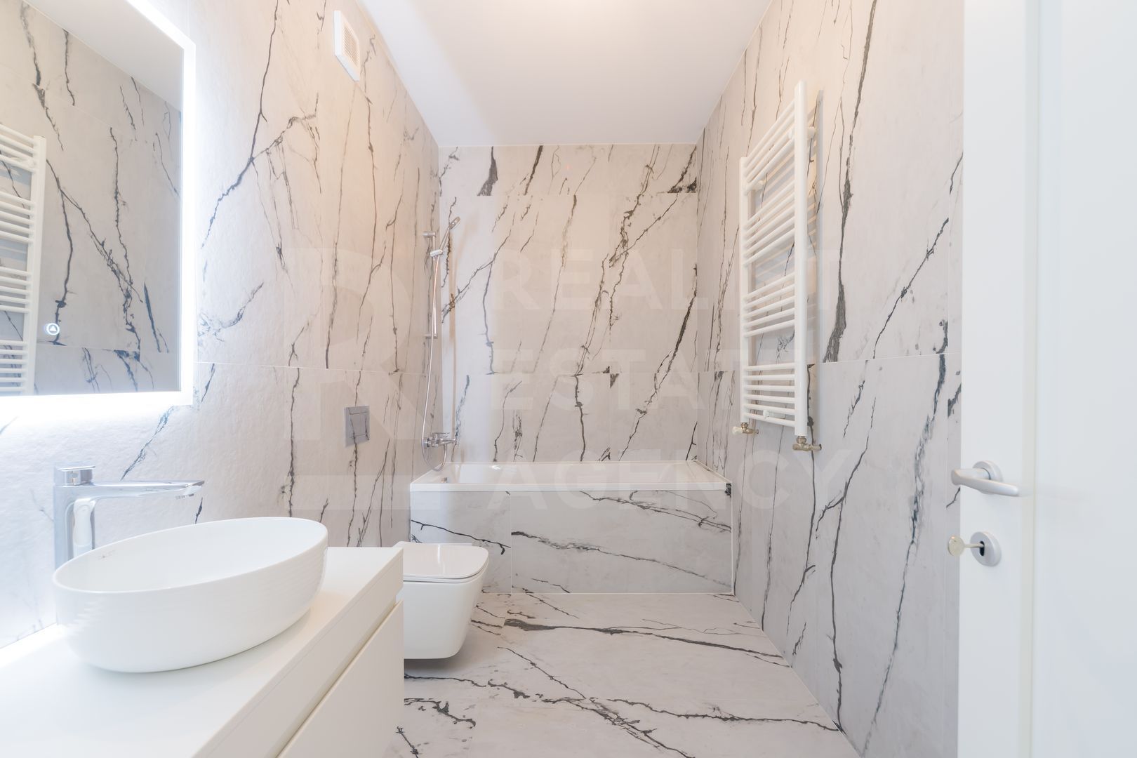 Apartament cu 2 camere, Becali Imobiliare, București, Pipera - Poză 13