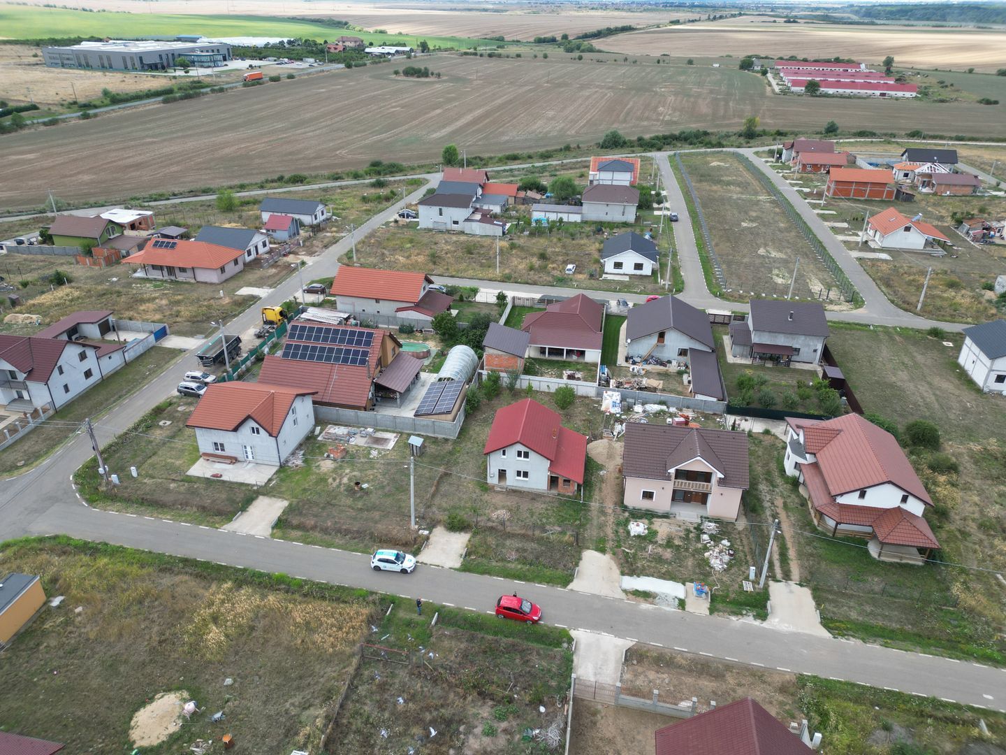 Casa la gri in Frumuseni - Poză 4