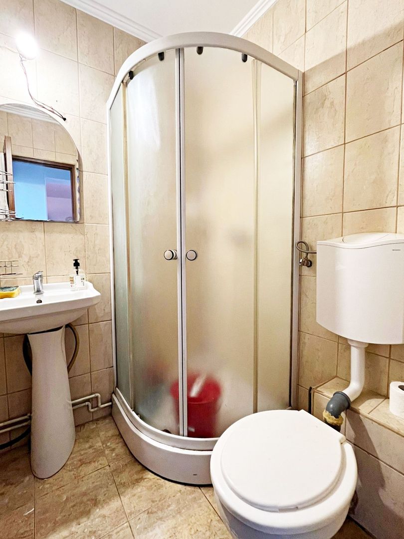 Apartament 2 camere de vânzare in zona Rogerius, Oradea - Poză 9