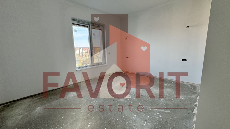 Casa Individuala in Mosnita. La asfalt. Cu Carport - Poză 21