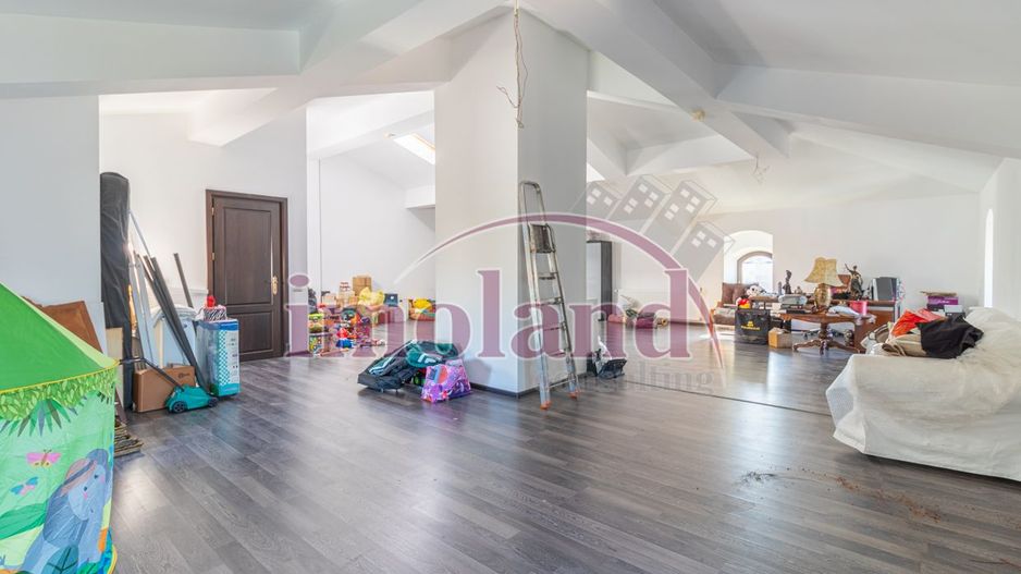 Vila cu piscina si garaj - 6 dormitoare - Pantelimon - Poză 37