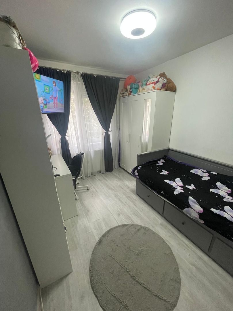 Vanzare apartament 3 camere in Titan, 5 minute metrou Grigorescu, renovat total - Poză 6