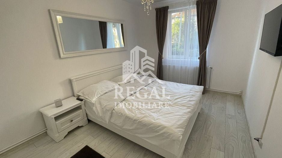 De închiriat – apartament 2 camere, Zona Teatru (Finanțe) - Poză 4