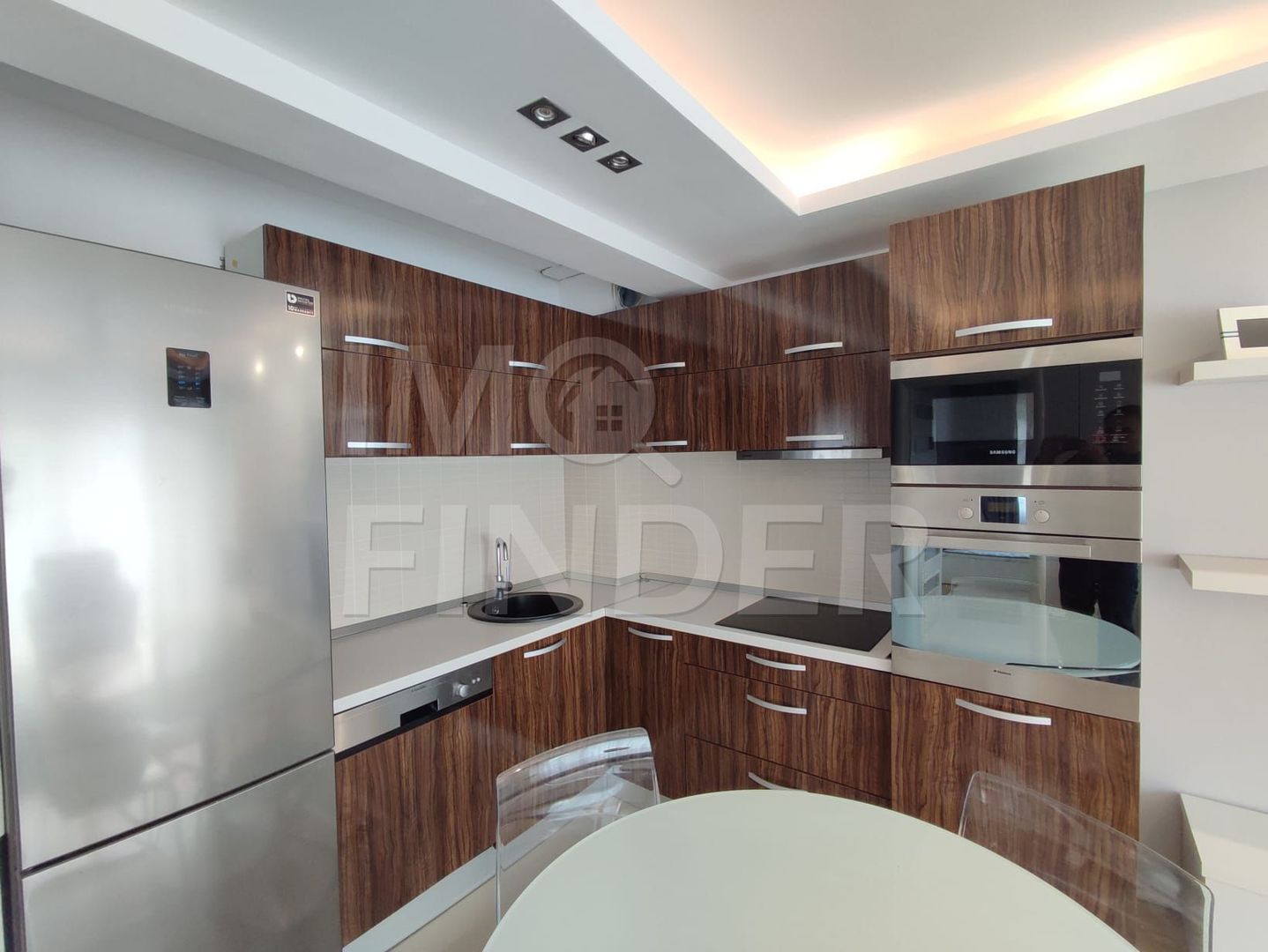 Apartament Superfinisat  Cu parcare Bloc tip Vila Zorilor - Poză 3