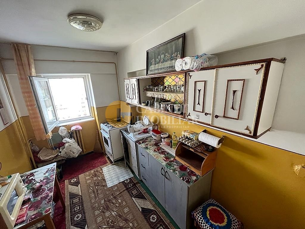 3 camere decomandat, 950 euro/mp, etaj intermediar, zona Zimbru - Poză 4