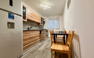 Apartament cu 3 camere, 2 bai  - zona Tractorul - Poză 6