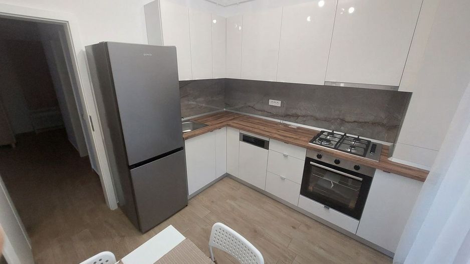 Apartament 2 camere Aparatorii Patriei-Drumul Binelui | Parcare - Poză 4