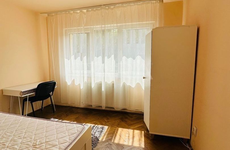 EXCLUSIVITATE. Apartament  4 camere decomandate, zona Primaverii. - Poză 8