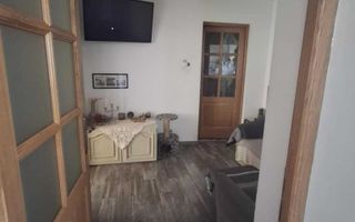 Casă cu grădină în centrul orașului Satu Mare - Poză 5