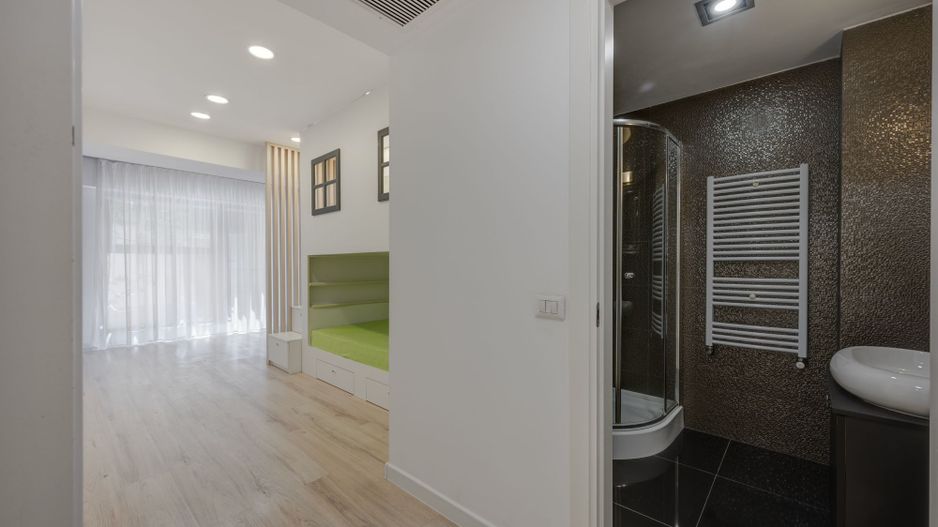 Apartament 3 camere superb si curte proprie Parc Herastrau - Poză 19