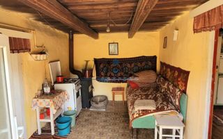 Casa de vanzare in Armeni - Poză 2