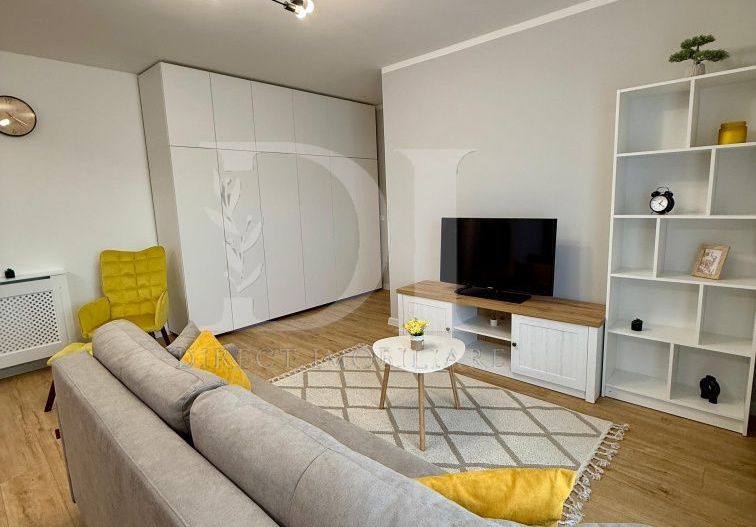 Apartament la cheie / etaj intermediar - Poză 2