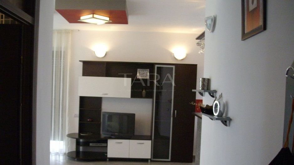 Penthouse 2 camere cu terasă panoramică – Europa - Poză 5