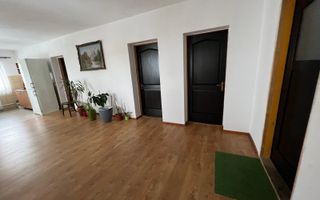 Pensiune + Casa | 626 MPU | Selimbar - Poză 32