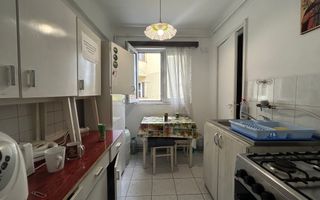 Vanzare apartament 2 camere semidecomandate zona Horea! - Poză 6