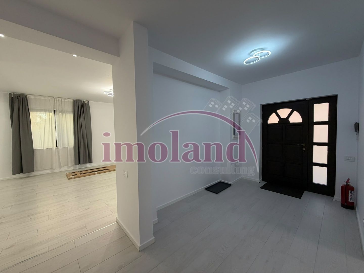 Vila | curte proprie | inchiriere | Erou Iancu Nicolae-Pipera - Poză 4