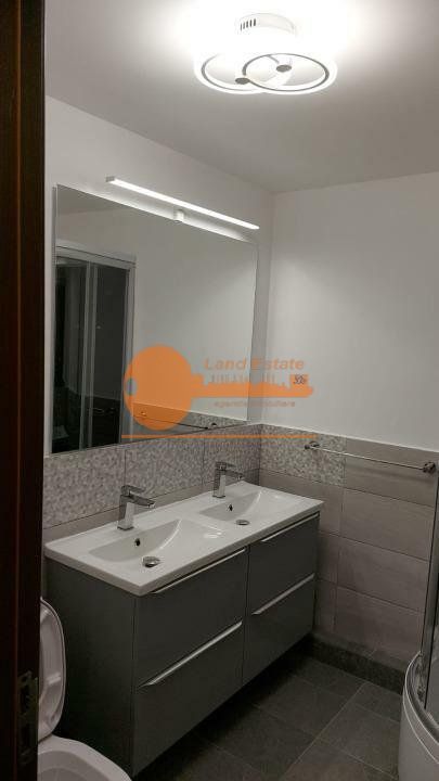 Apartament cu 3 camere in zona Crangasi - Poză 6