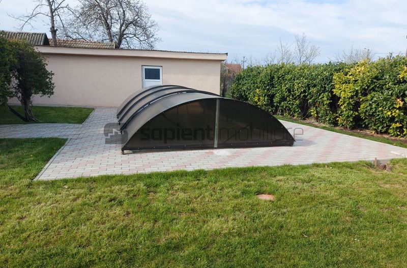 De vanzare casa si spatiu de restaurant in Tarian - Poză 4