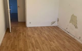 Apartament 3 camere semidecomandat , Bd. 1 Mai ,Sector 6 , - Poză 2