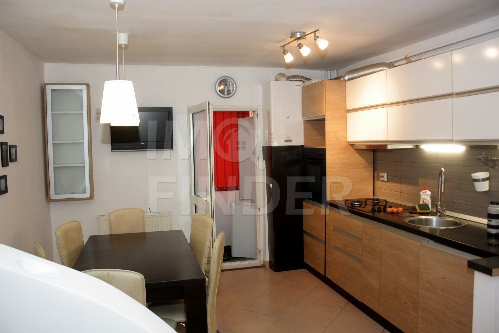 Vanzare apartament 2 camere Zorilor zona Gh. Dima - Poză 1