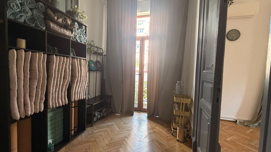Apartament 5 camere  in vila - Zona Armeneasca - Poză 13