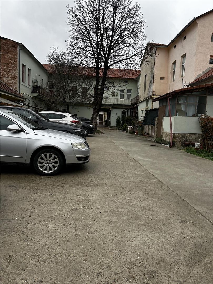 Spatiu Birou Ultracentral cu loc de parcare - Poză 6