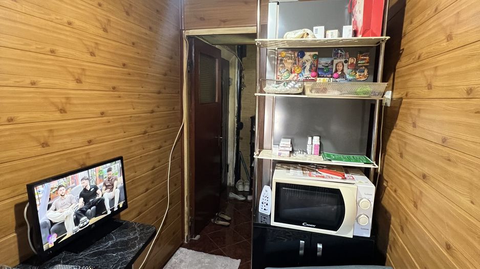 vand apartament 2 camere zona Piata Sarbilor - Poză 6