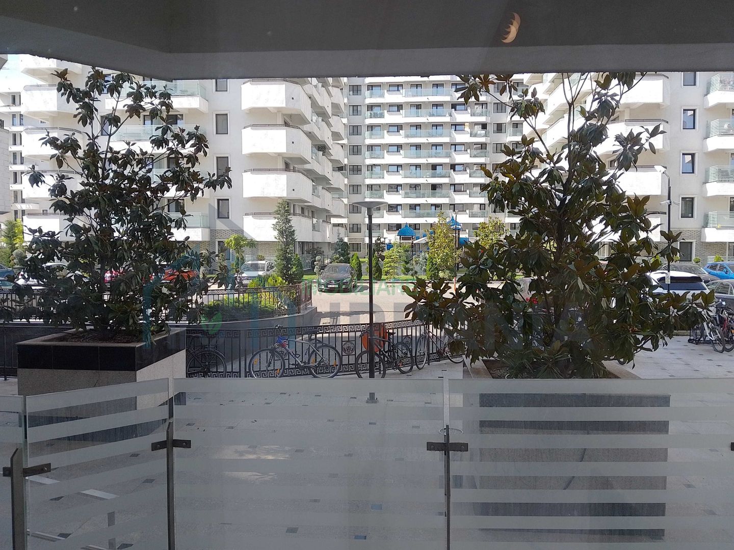 Apartament 2 camere de inchiriat, Copou Royal Town Iasi, parter, 50 mp, mobilat si utilat - Poză 3