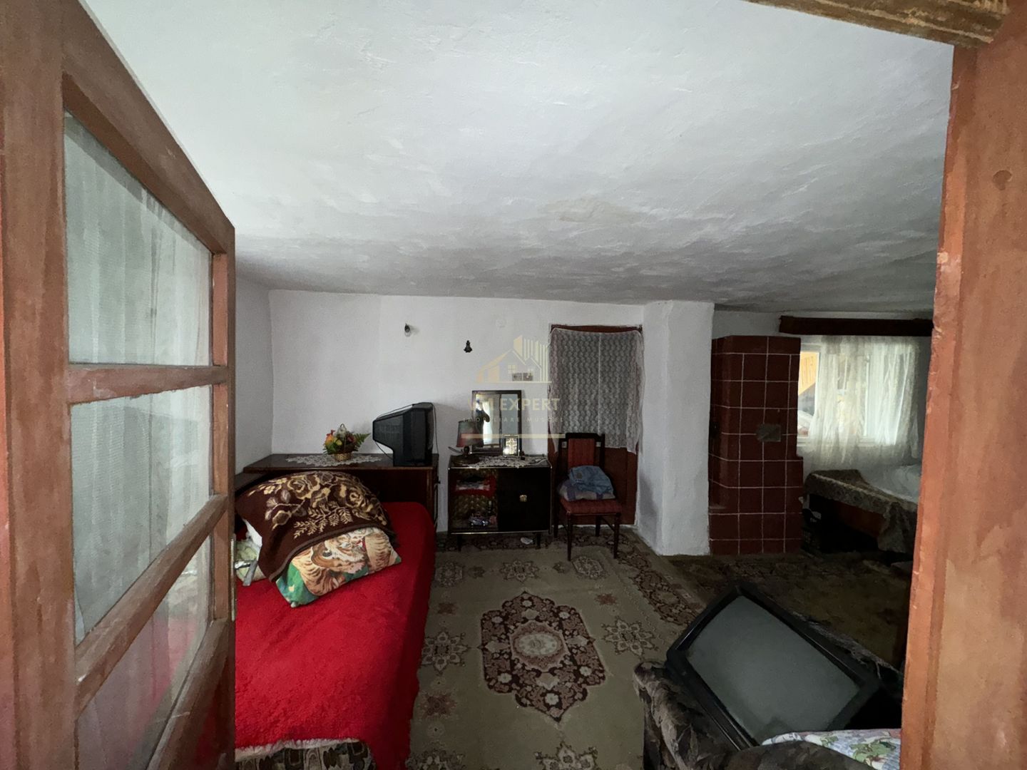 CASA 4 CAMERE, TEREN 604 MP, VOINESTI LERESTI, COMISION 0% - Poză 9