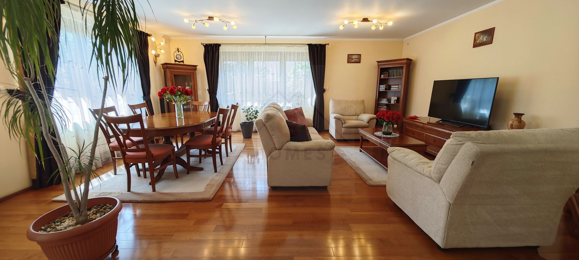 Casa spatioasa. Pretabil si pt. clinica, invatamant, camin varstnici. - Poză 5